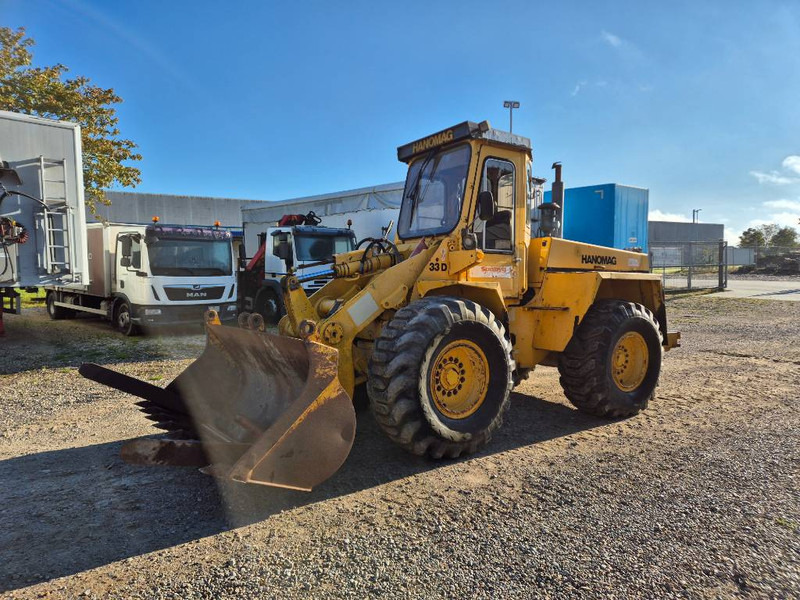 Hanomag 33 D //forks / Bucket// - Колёсный погрузчик: фото 1 Hanomag 33 D //forks / Bucket// - Колёсный погрузчик: фото 1