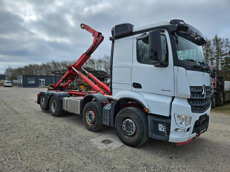 Mercedes-Benz Arocs 3246 L 8x2/4 //Kroghejs / Hook / Hagen// - Крюковой мультилифт: фото 2 Mercedes-Benz Arocs 3246 L 8x2/4 //Kroghejs / Hook / Hagen// - Крюковой мультилифт: фото 2