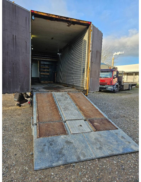 Montracon Racing// machinetrailer // Living area - Полуприцеп: фото 3 Montracon Racing// machinetrailer // Living area - Полуприцеп: фото 3