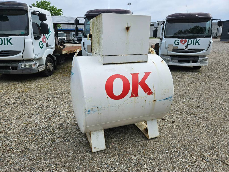 Roug 1400 Liter Diesel - Послеуборочное оборудование: фото 5 Roug 1400 Liter Diesel - Послеуборочное оборудование: фото 5
