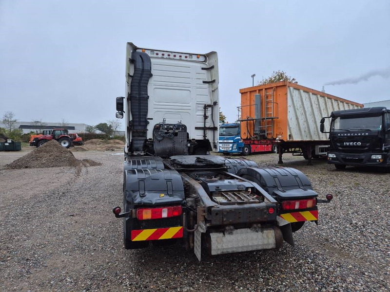 Volvo FH 500 6x2 // Hydraulic // Double boogie - Тягач: фото 4 Volvo FH 500 6x2 // Hydraulic // Double boogie - Тягач: фото 4