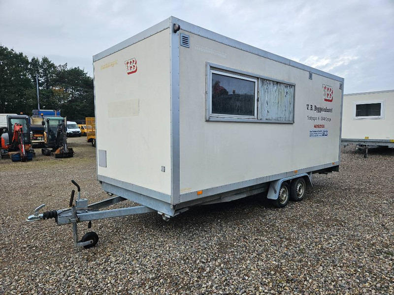 VA 1300 kg Toilet/Bad/omklædning/spiserum - Прицеп-фургон: фото 1 VA 1300 kg Toilet/Bad/omklædning/spiserum - Прицеп-фургон: фото 1