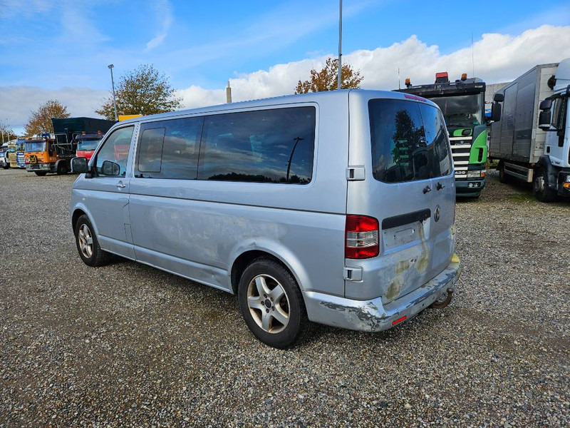 Volkswagen Caravelle 2,5 TDi 130 Comfortline 9prs 4d - Микроавтобус, Пассажирский фургон: фото 3 Volkswagen Caravelle 2,5 TDi 130 Comfortline 9prs 4d - Микроавтобус, Пассажирский фургон: фото 3