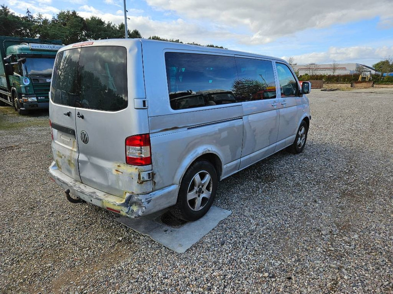 Volkswagen Caravelle 2,5 TDi 130 lang 10prs 5d - Легковой автомобиль: фото 4 Volkswagen Caravelle 2,5 TDi 130 lang 10prs 5d - Легковой автомобиль: фото 4