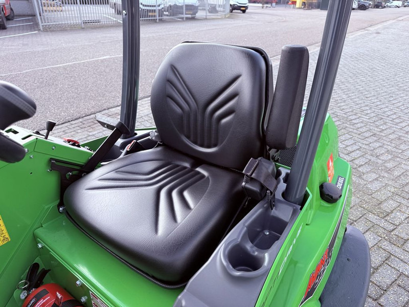 Avant 528 TDL Optidrive - Колёсный погрузчик: фото 4 Avant 528 TDL Optidrive - Колёсный погрузчик: фото 4