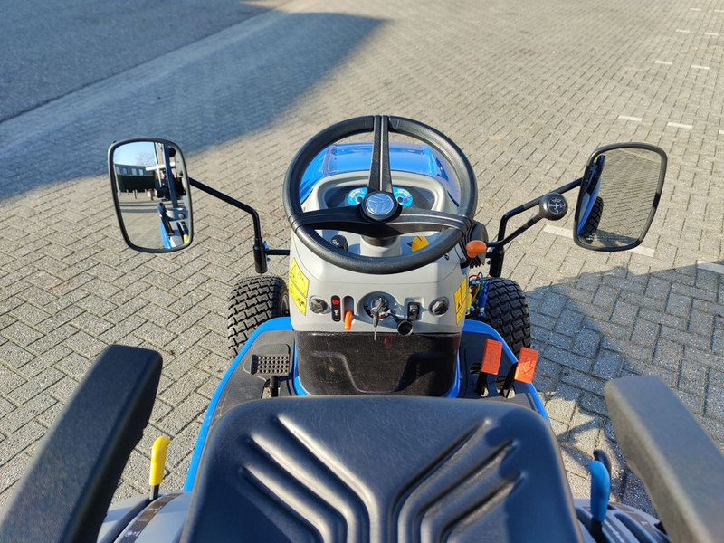 New Holland BOOMER 25 Tractor Compact - Минитрактор: фото 5 New Holland BOOMER 25 Tractor Compact - Минитрактор: фото 5