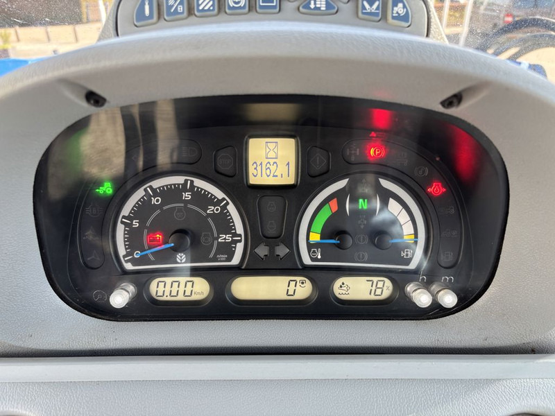Трактор New Holland T7.210 AC Stage V + TL770 Voorlader: фото 9