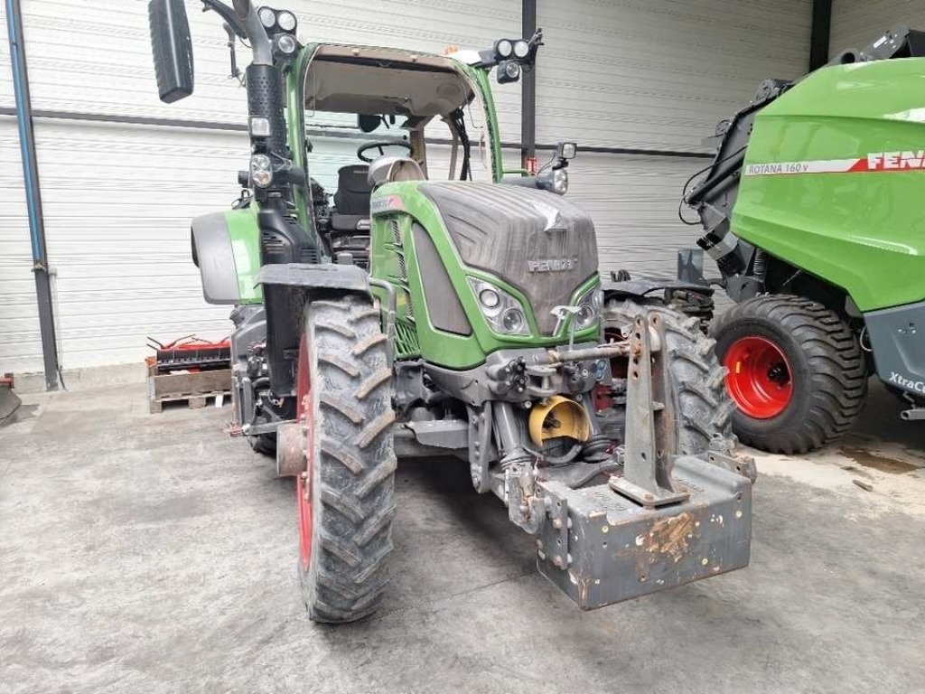 FENDT 512 VARIO - Трактор: фото 1 FENDT 512 VARIO - Трактор: фото 1