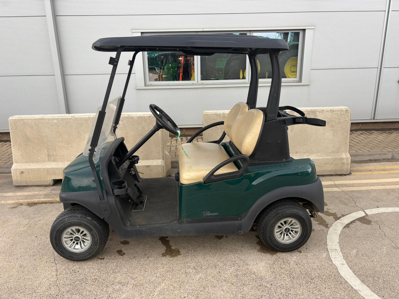 Clubcar Temp 48V Lead Acid Battery Golf Buggy - Гольф-кар: фото 1 Clubcar Temp 48V Lead Acid Battery Golf Buggy - Гольф-кар: фото 1