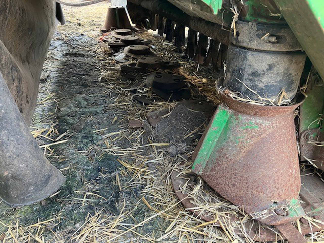 John Deere 131 - Техника для сенозаготовки: фото 5 John Deere 131 - Техника для сенозаготовки: фото 5