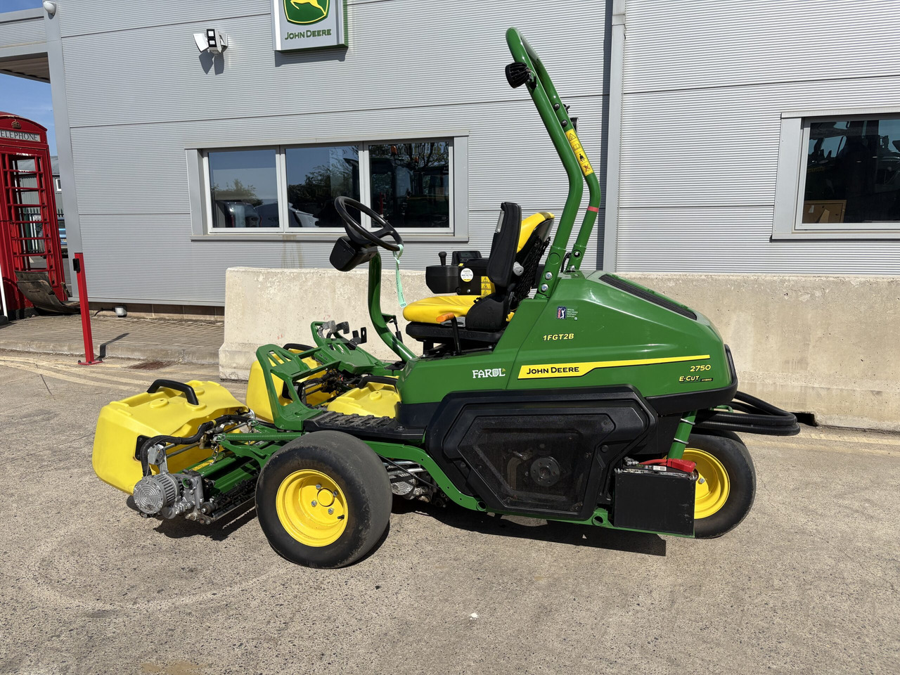 John Deere 2750E Triplex mower - Газонокосилка: фото 3 John Deere 2750E Triplex mower - Газонокосилка: фото 3