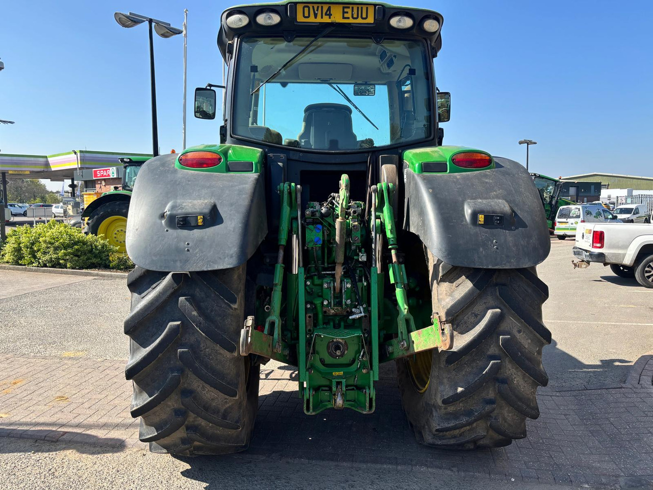 John Deere 6190R - Трактор: фото 3 John Deere 6190R - Трактор: фото 3