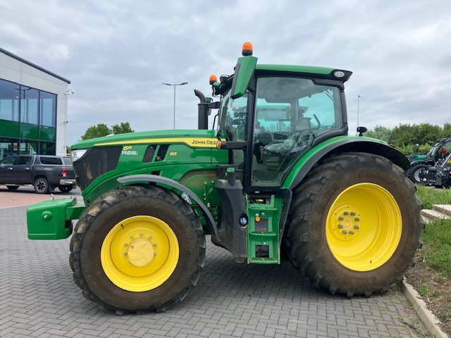 John Deere 6R 155 - Трактор: фото 1 John Deere 6R 155 - Трактор: фото 1