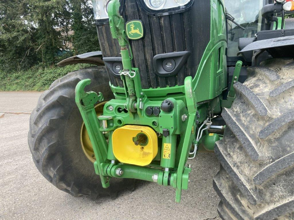Трактор John Deere 6R 215: фото 14