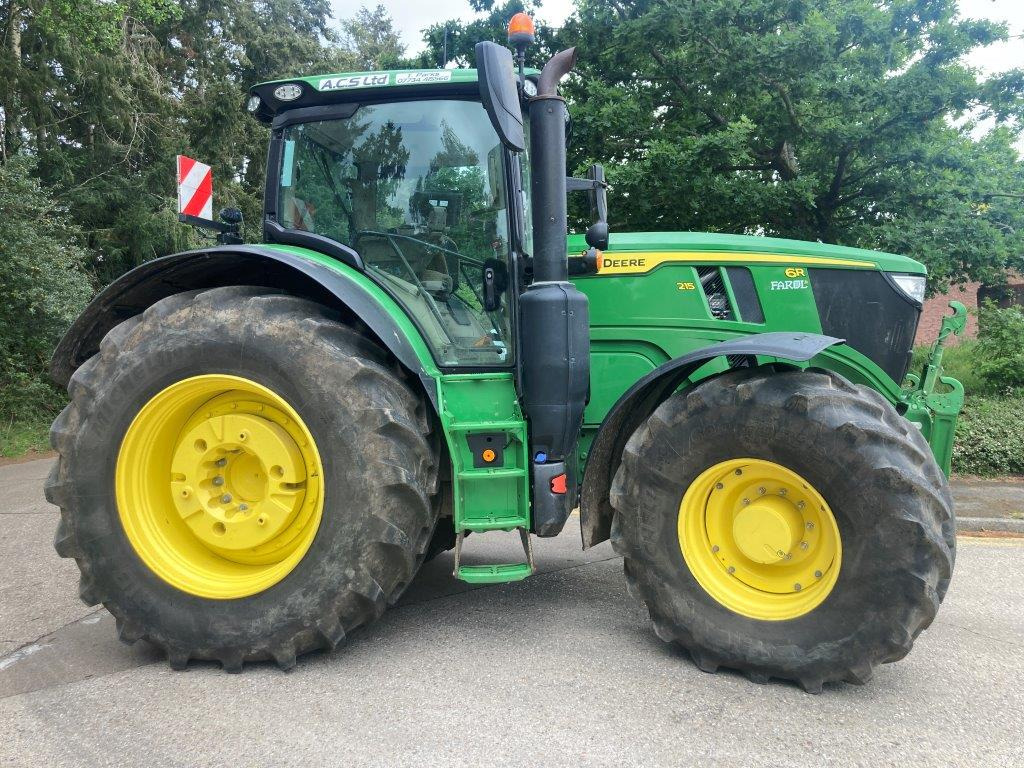 Трактор John Deere 6R 215: фото 9