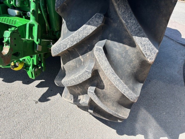 John Deere 6R 250 - Трактор: фото 5 John Deere 6R 250 - Трактор: фото 5