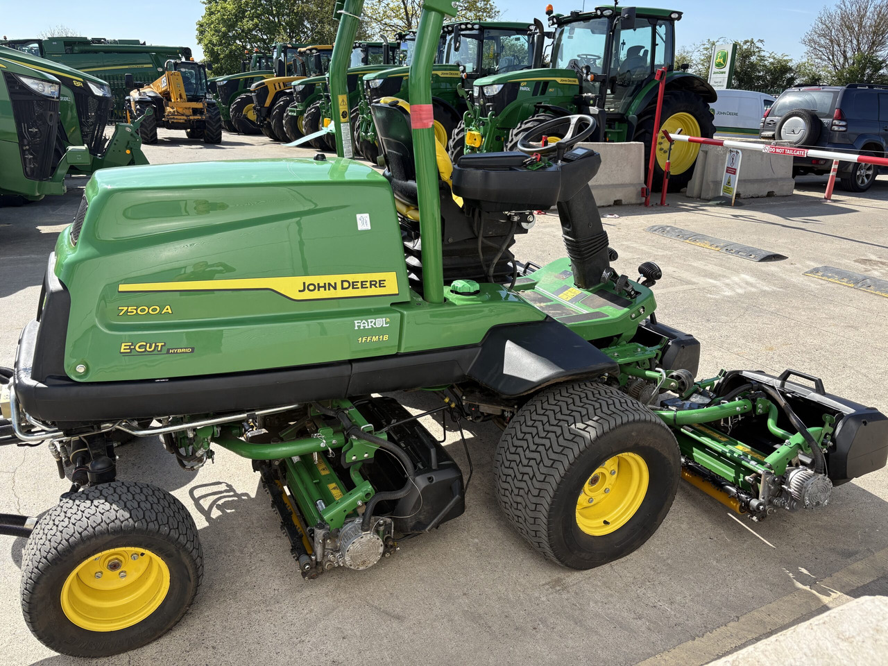 John Deere 7500A E-Cut - Газонокосилка: фото 2 John Deere 7500A E-Cut - Газонокосилка: фото 2