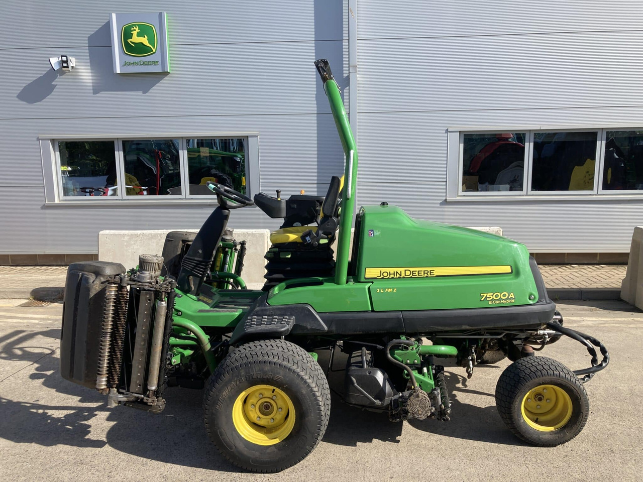 John Deere 7500AE Fairway Mower - Газонокосилка: фото 2 John Deere 7500AE Fairway Mower - Газонокосилка: фото 2
