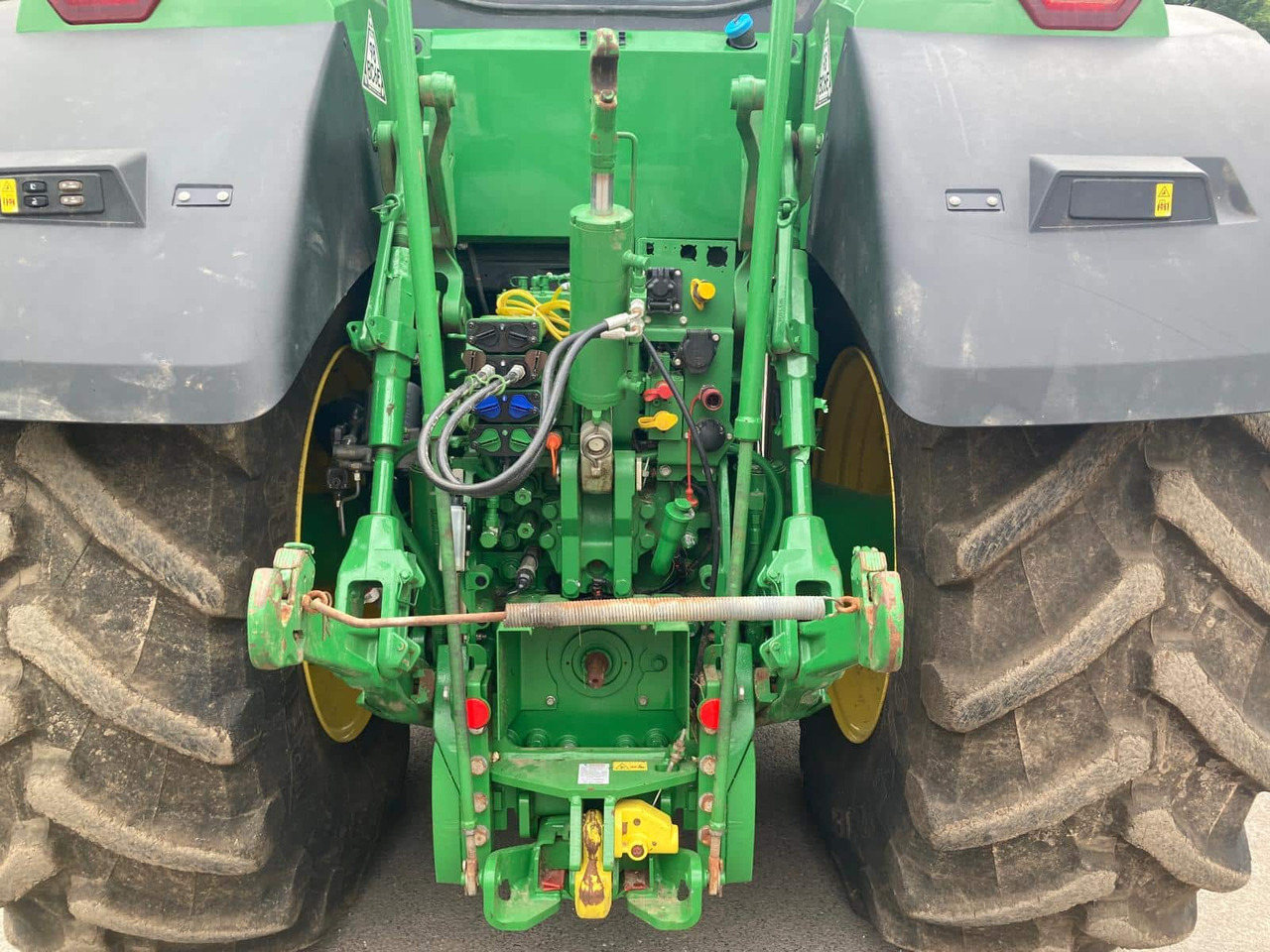 John Deere 7R 270 - Трактор: фото 5 John Deere 7R 270 - Трактор: фото 5