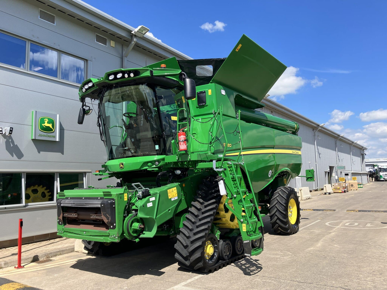 Зерноуборочный комбайн John Deere S780: фото 1