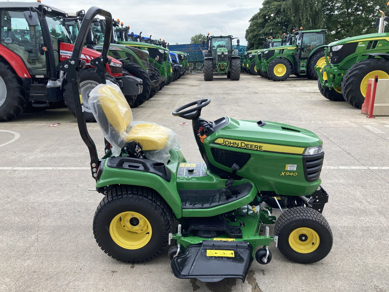 Газонокосилка John Deere X940R ride on rotary mower: фото 6