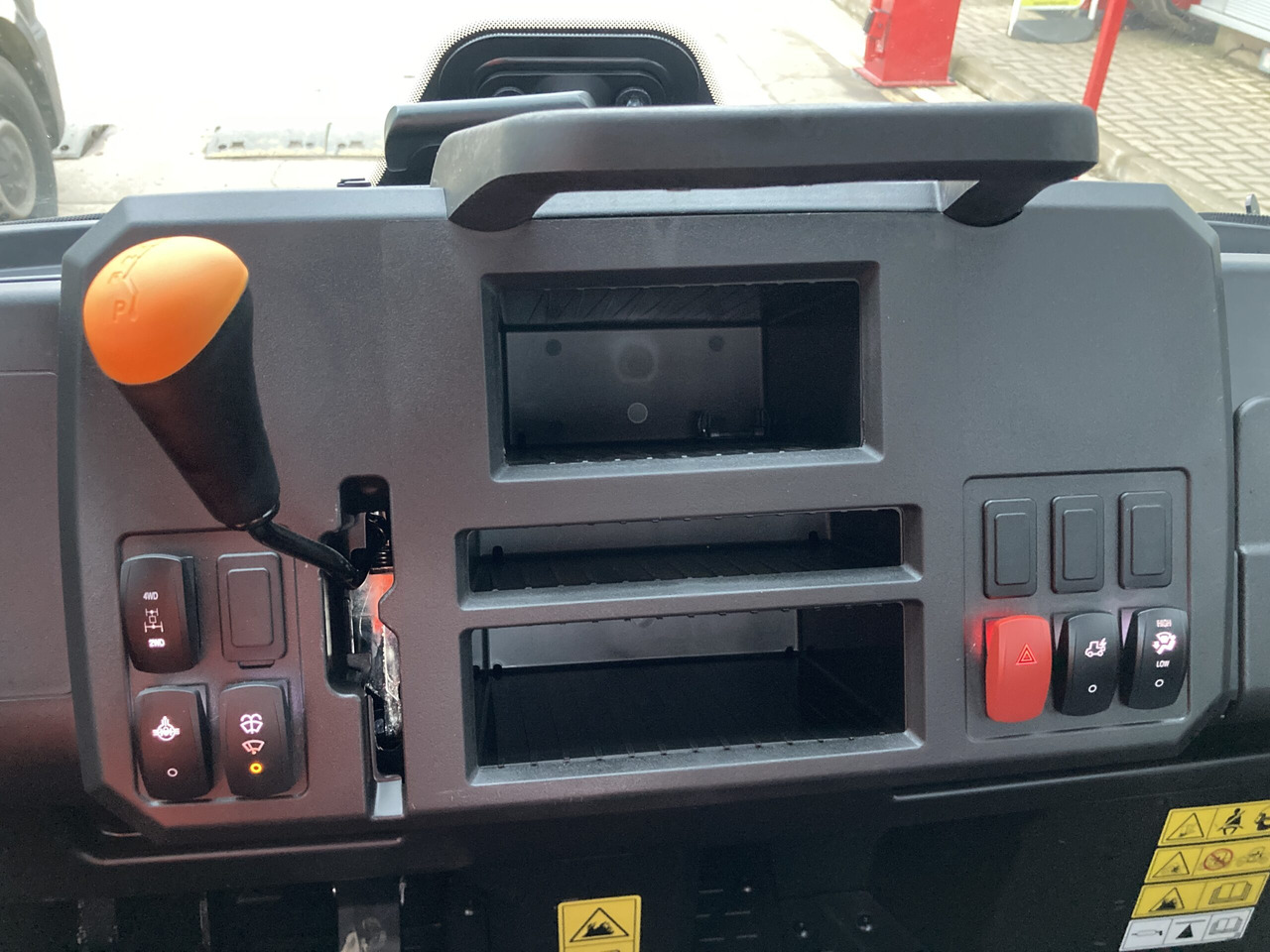 Квадроцикл John Deere XUV875M Gator: фото 15