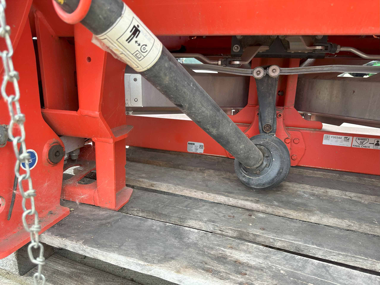 Kuhn Axis 50.2 M-EMC-W - Разбрасыватель удобрений: фото 4 Kuhn Axis 50.2 M-EMC-W - Разбрасыватель удобрений: фото 4