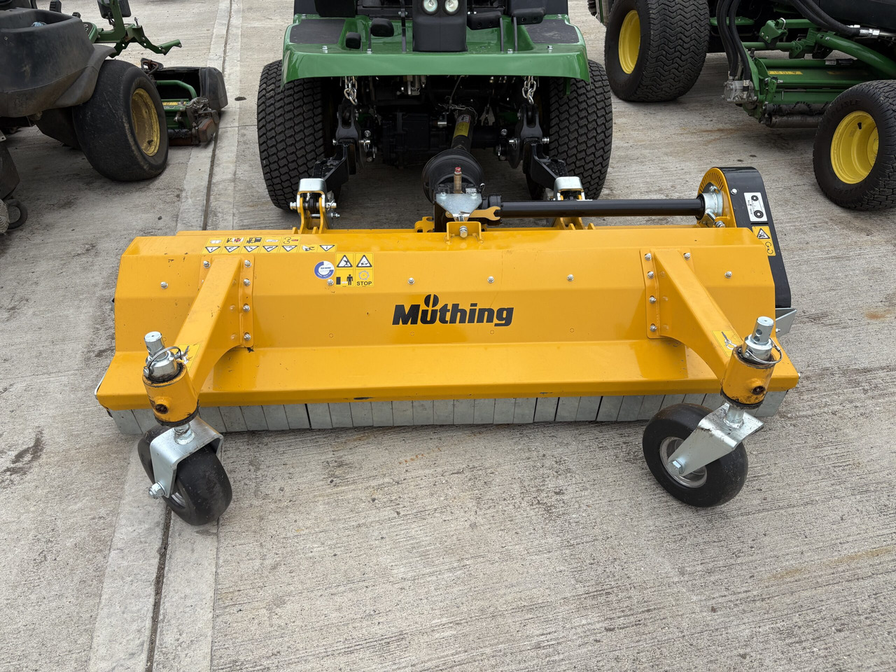 Muthing MU-FM160 JD Outfront Flail Mower - Газонокосилка: фото 1 Muthing MU-FM160 JD Outfront Flail Mower - Газонокосилка: фото 1