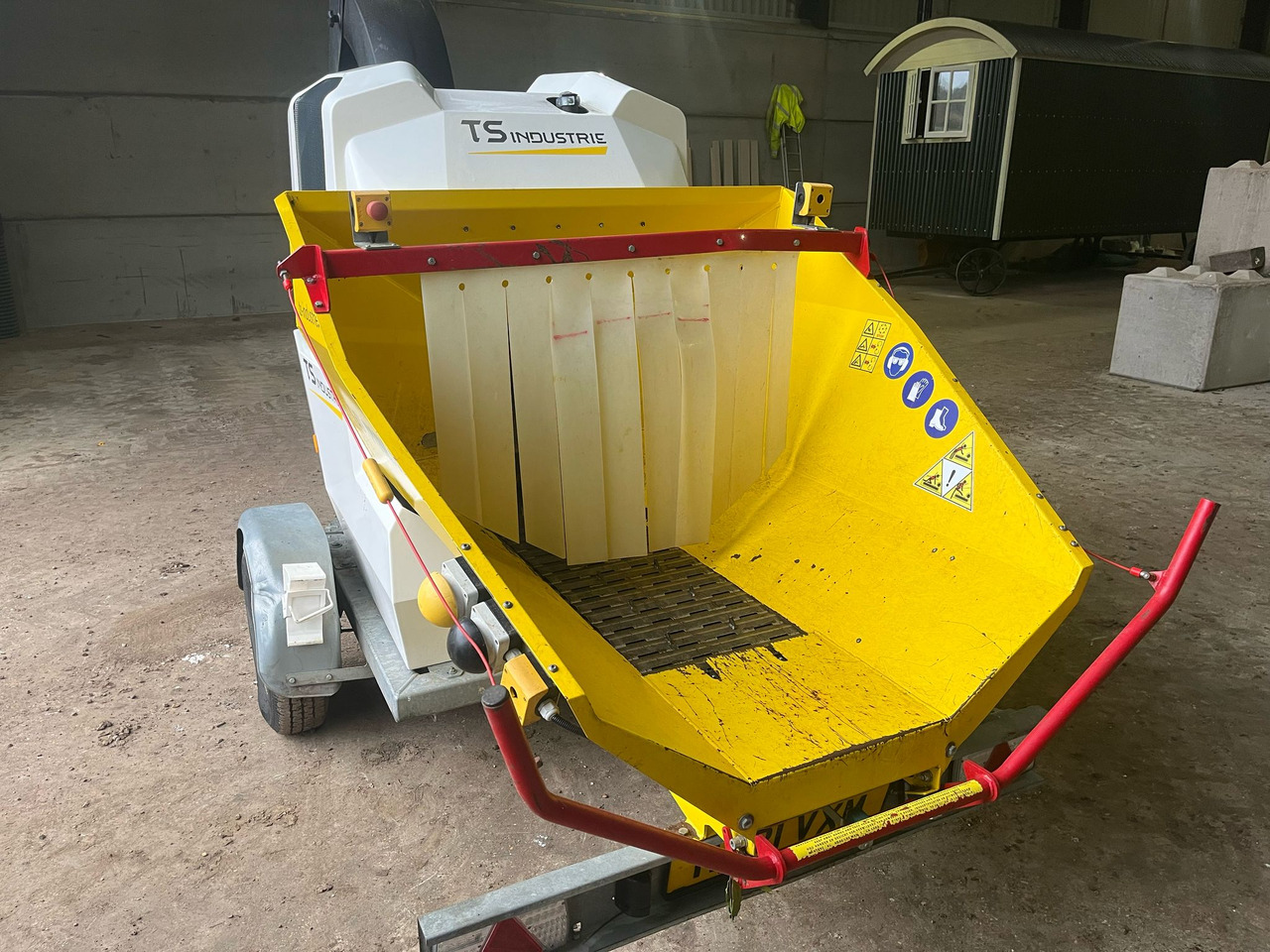 TS Industrie Puma 35D chipper shredder - Измельчитель древесины: фото 4 TS Industrie Puma 35D chipper shredder - Измельчитель древесины: фото 4
