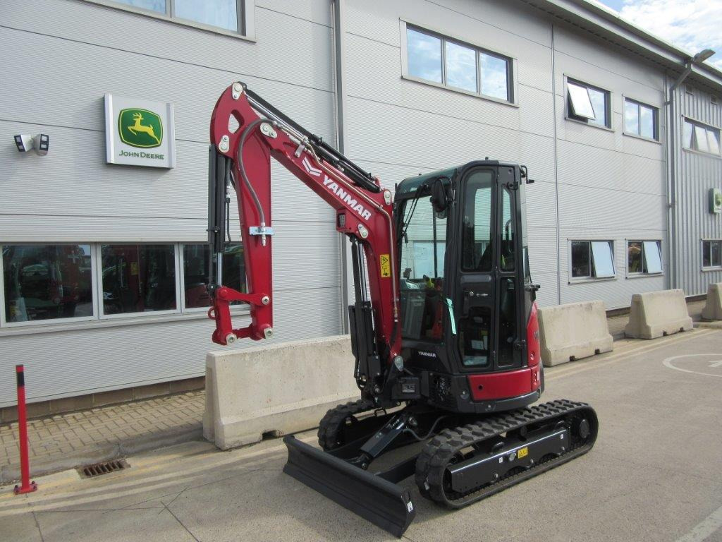 YANMAR VIO27-6 - Экскаватор: фото 2 YANMAR VIO27-6 - Экскаватор: фото 2