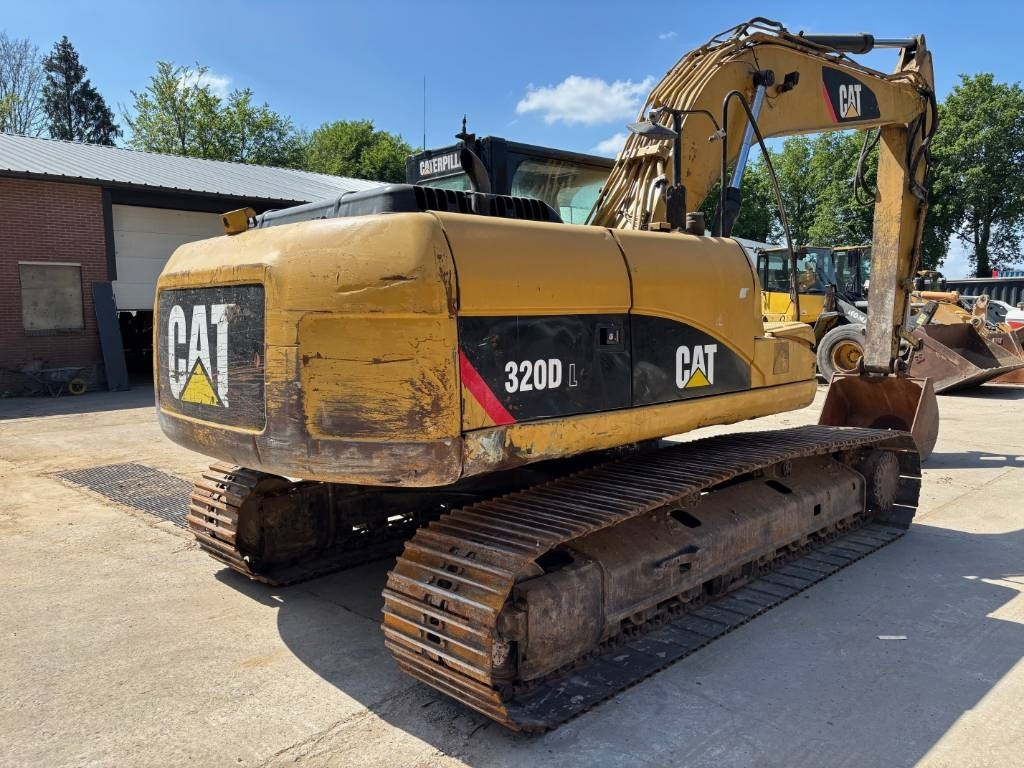 CAT 320 D L - Гусеничный экскаватор: фото 3 CAT 320 D L - Гусеничный экскаватор: фото 3