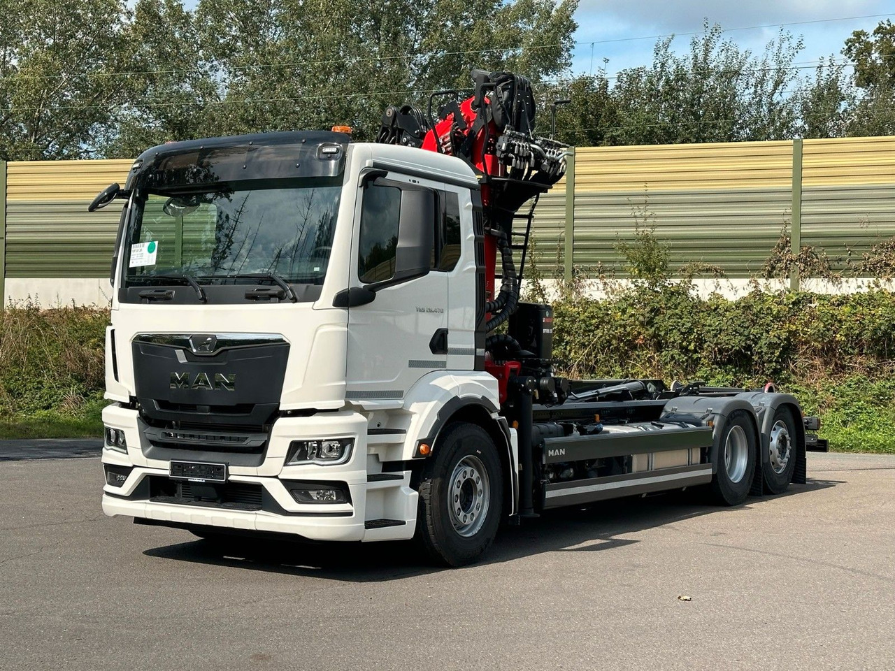 MAN TGS 26.470 6x2 Abrollkipper + Kran EPSILON - Крюковой мультилифт, Автоманипулятор: фото 2 MAN TGS 26.470 6x2 Abrollkipper + Kran EPSILON - Крюковой мультилифт, Автоманипулятор: фото 2