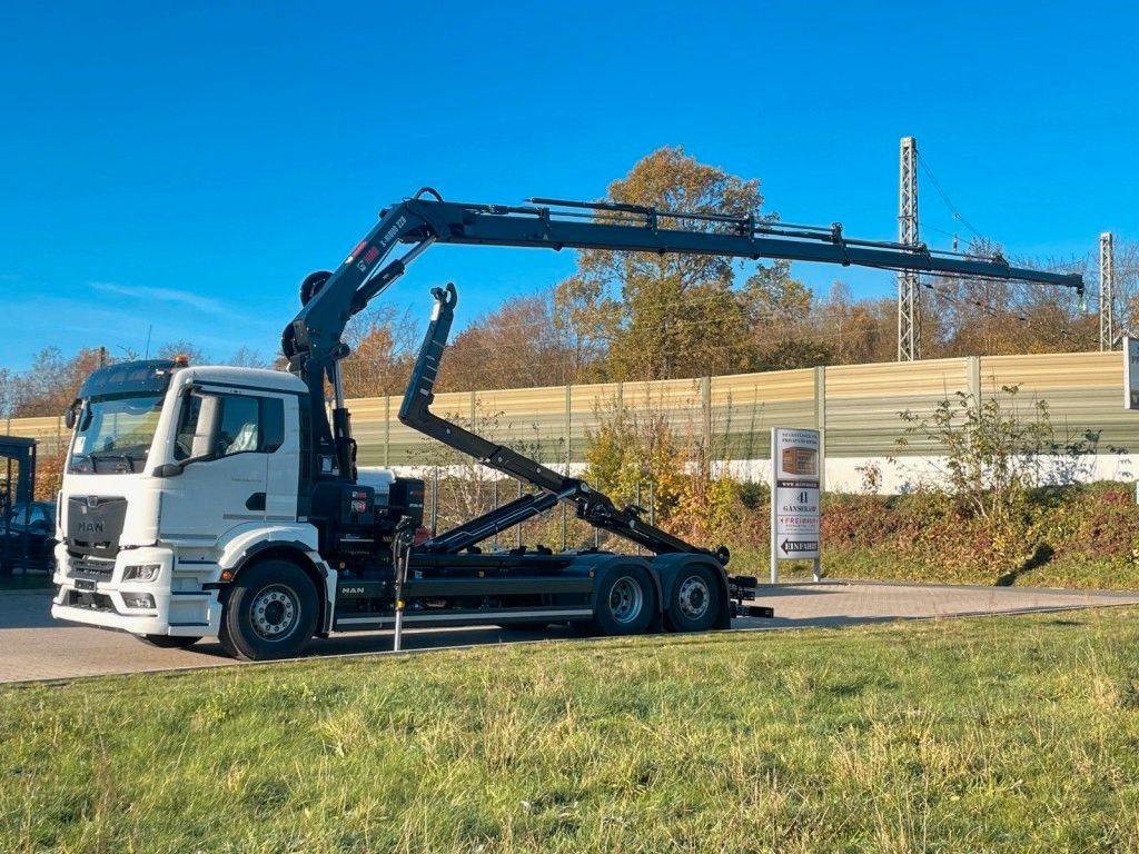MAN TGS 26.470 6x2 Abrollkipper + Kran Hiab 228-6 - Крюковой мультилифт, Автоманипулятор: фото 2 MAN TGS 26.470 6x2 Abrollkipper + Kran Hiab 228-6 - Крюковой мультилифт, Автоманипулятор: фото 2