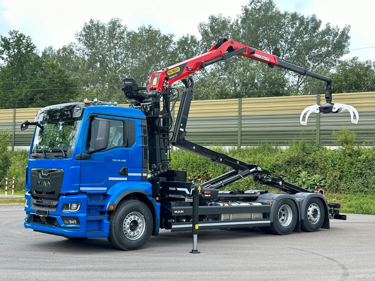 MAN TGS 26.480 6x2 Abrollkipper + Kran EPSILON - Крюковой мультилифт, Автоманипулятор: фото 1 MAN TGS 26.480 6x2 Abrollkipper + Kran EPSILON - Крюковой мультилифт, Автоманипулятор: фото 1