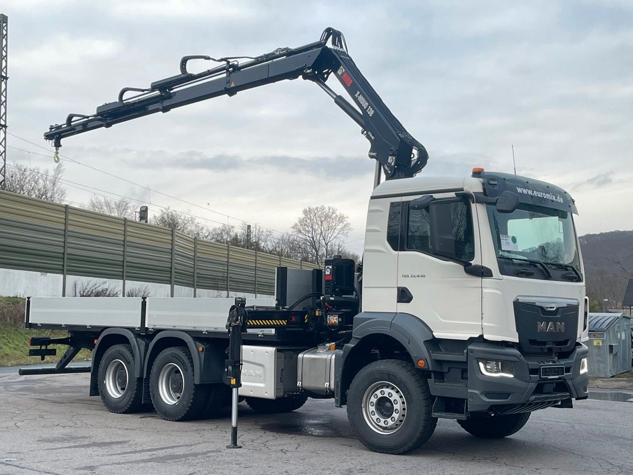 MAN TGS 33.440 6x4 Kran HIAB 138-3 - Грузовик бортовой/ Платформа, Автоманипулятор: фото 1 MAN TGS 33.440 6x4 Kran HIAB 138-3 - Грузовик бортовой/ Платформа, Автоманипулятор: фото 1