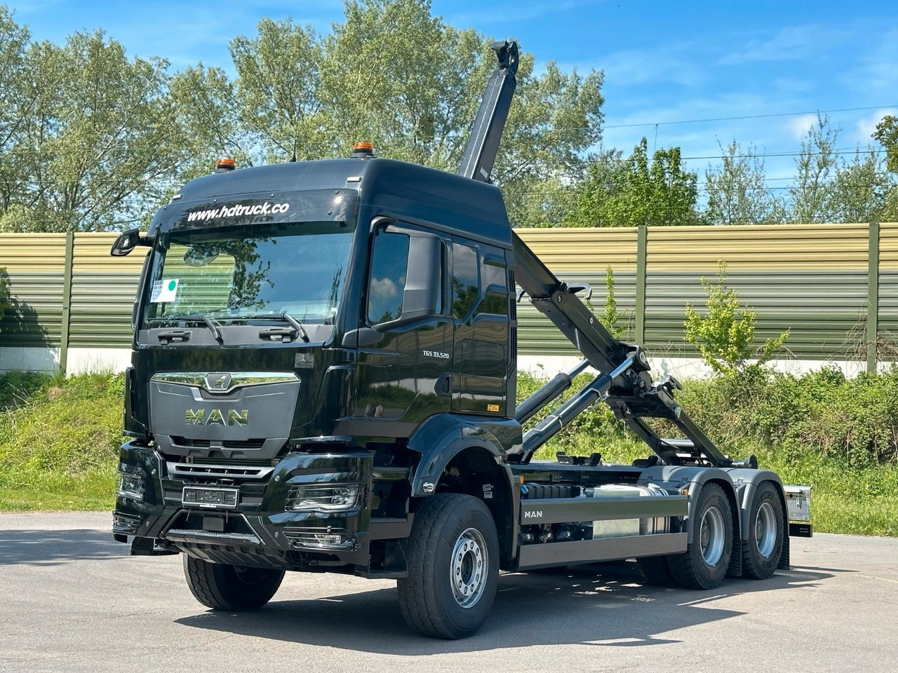 MAN TGS 33.520 6X4 Euro6e Abrollkipper MULTILIFT - Крюковой мультилифт, Автоманипулятор: фото 1 MAN TGS 33.520 6X4 Euro6e Abrollkipper MULTILIFT - Крюковой мультилифт, Автоманипулятор: фото 1