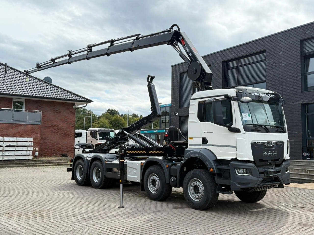 MAN TGS 35.480 8x4 Abrollkipper + Kran HIAB 228-6 - Крюковой мультилифт, Автоманипулятор: фото 1 MAN TGS 35.480 8x4 Abrollkipper + Kran HIAB 228-6 - Крюковой мультилифт, Автоманипулятор: фото 1