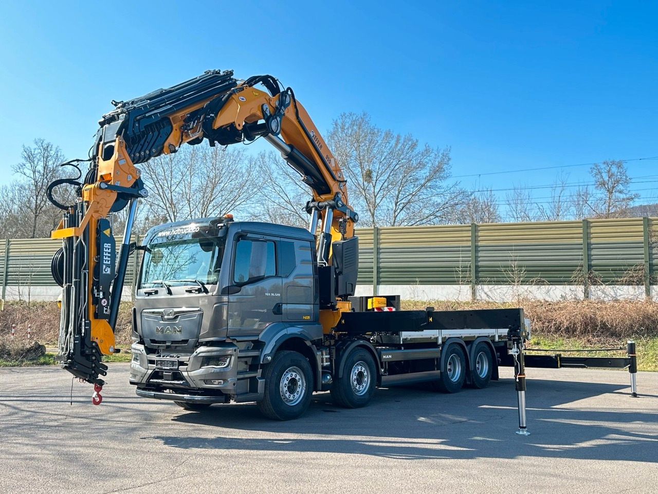 MAN TGS 35.520 8X4 TG 3 EFFER 955-8s +Jib 6sAUTOKRAN - Грузовик бортовой/ Платформа, Автоманипулятор: фото 4 MAN TGS 35.520 8X4 TG 3 EFFER 955-8s +Jib 6sAUTOKRAN - Грузовик бортовой/ Платформа, Автоманипулятор: фото 4