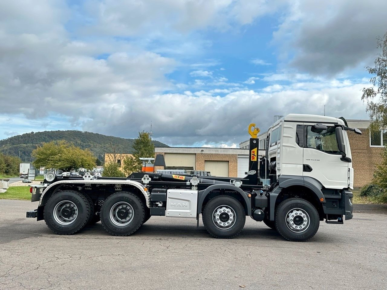 MAN TGS 41.440 8x4 Euro6e Hyva 26-55 Abrollkipper - Крюковой мультилифт: фото 5 MAN TGS 41.440 8x4 Euro6e Hyva 26-55 Abrollkipper - Крюковой мультилифт: фото 5