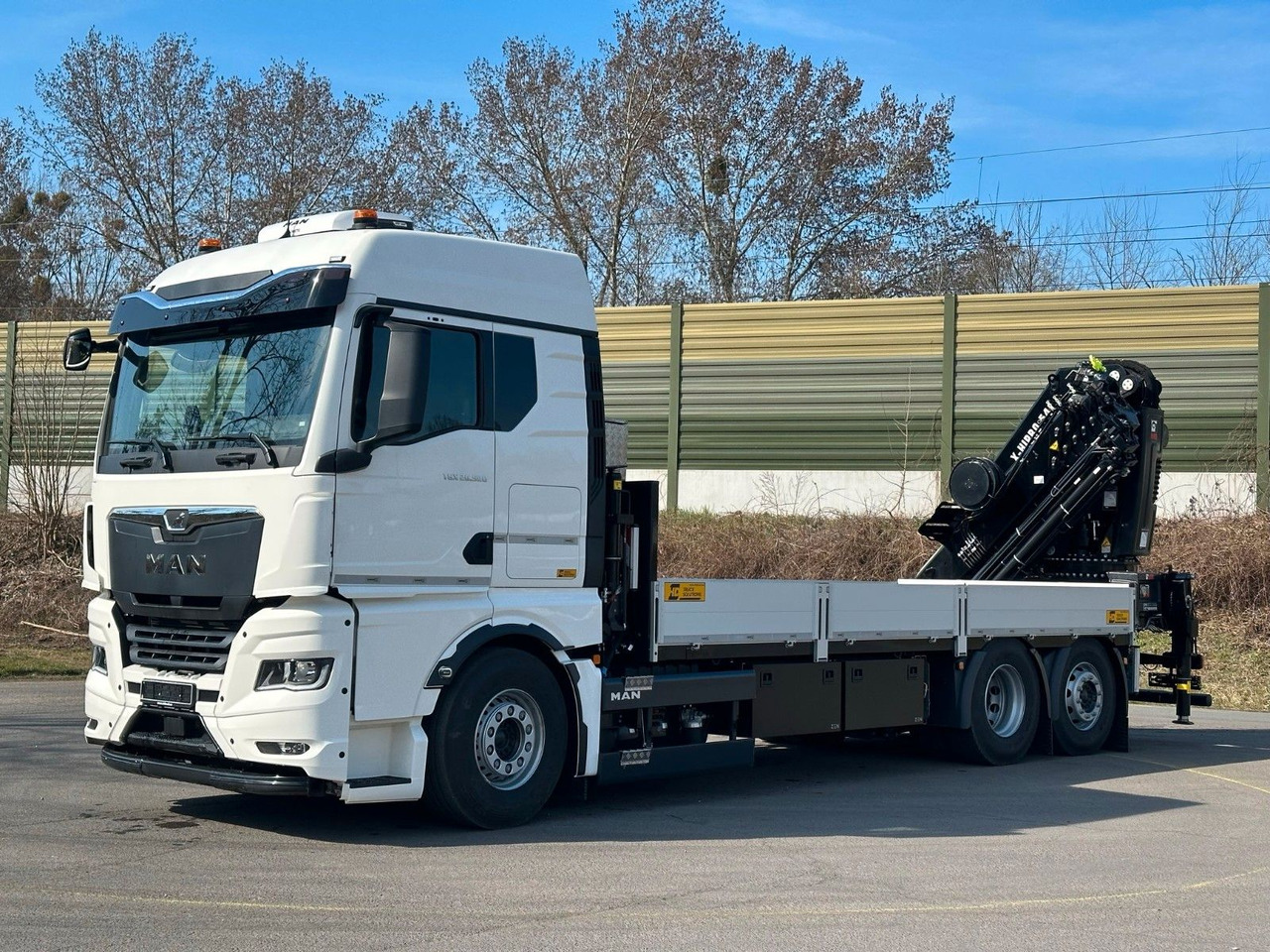 MAN TGX 26.520 TG3 Retarder / 6X2 Hiab 548 E 8 - Автоманипулятор: фото 1 MAN TGX 26.520 TG3 Retarder / 6X2 Hiab 548 E 8 - Автоманипулятор: фото 1