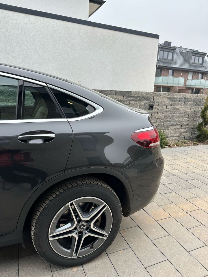 Mercedes-Benz GLC 300 GLC -Klasse Coupe GLC 300 e 4Matic - Внедорожник: фото 4 Mercedes-Benz GLC 300 GLC -Klasse Coupe GLC 300 e 4Matic - Внедорожник: фото 4