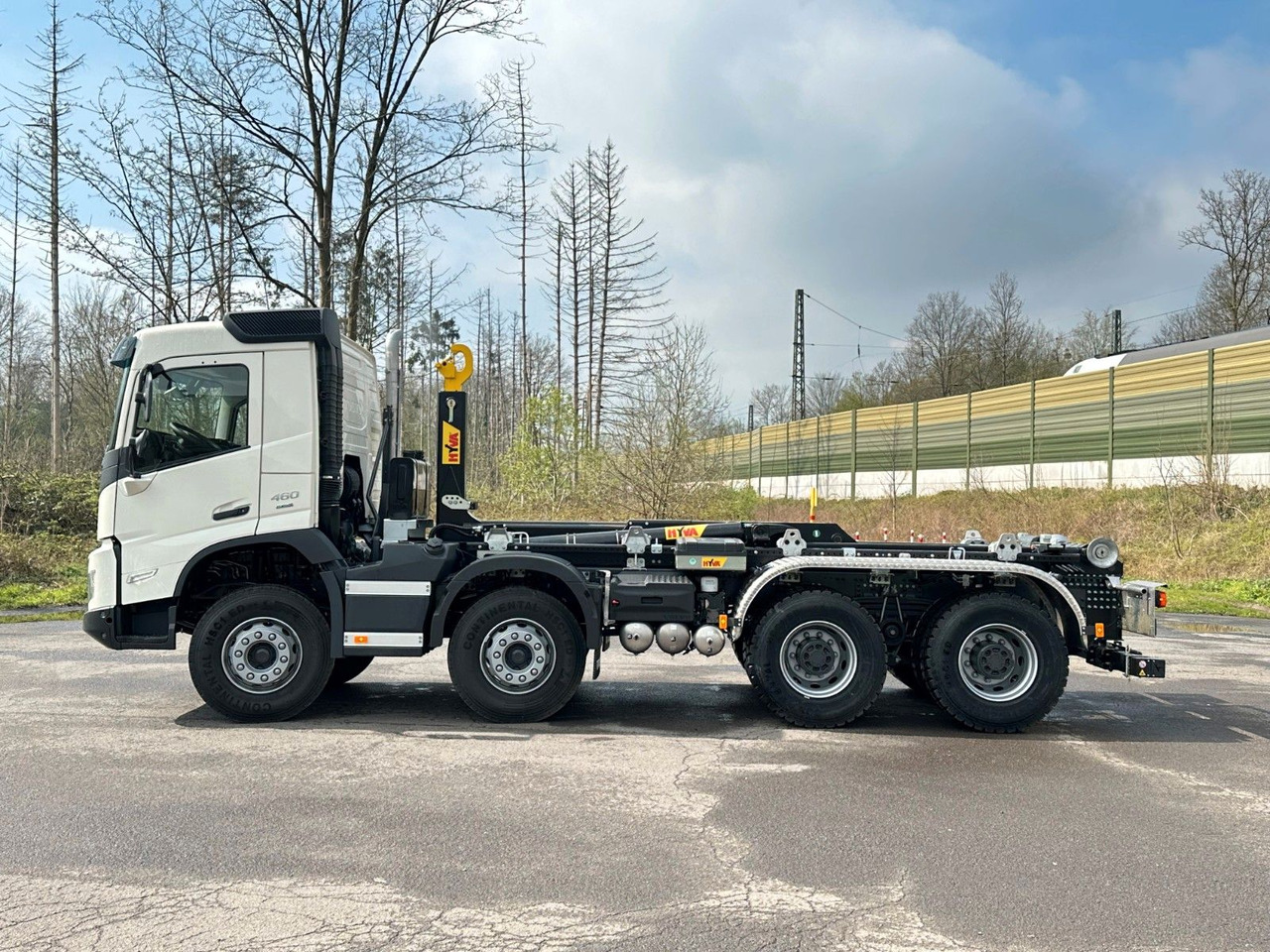 Volvo FMX 460 8x4 Hiab MultLift Abrollkipper Euro6e - Крюковой мультилифт, Автоманипулятор: фото 3 Volvo FMX 460 8x4 Hiab MultLift Abrollkipper Euro6e - Крюковой мультилифт, Автоманипулятор: фото 3