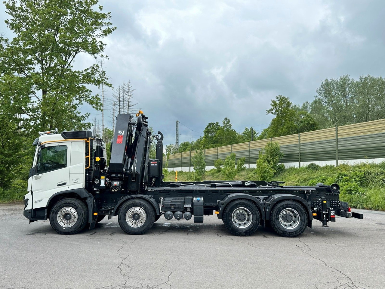 Volvo FMX 500 8x4 Abrollkipper + Kran Hiab 658-6 - Крюковой мультилифт, Автоманипулятор: фото 4 Volvo FMX 500 8x4 Abrollkipper + Kran Hiab 658-6 - Крюковой мультилифт, Автоманипулятор: фото 4