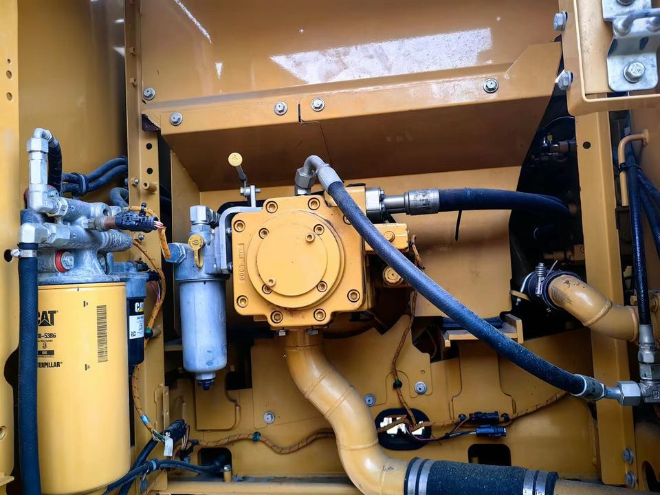 CAT 320 - Гусеничный экскаватор: фото 5 CAT 320 - Гусеничный экскаватор: фото 5