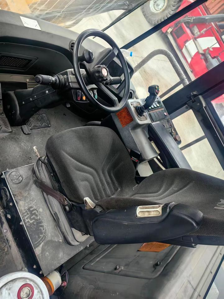 Good Condition USED Crane SRSC45C23 45 Ton Frontal Crane Container Crane - Ричстакер: фото 5 Good Condition USED Crane SRSC45C23 45 Ton Frontal Crane Container Crane - Ричстакер: фото 5