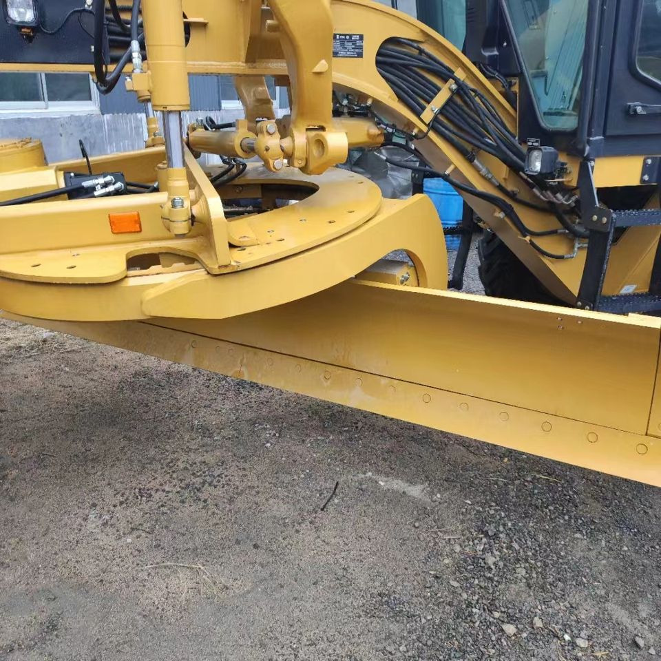 Hot Sale Used CAT 120GC Grader Construction Machinery High Quality CAT Grader - Грейдер: фото 4 Hot Sale Used CAT 120GC Grader Construction Machinery High Quality CAT Grader - Грейдер: фото 4