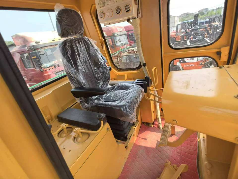 Бульдозер Hot Sale Used CAT Bulldozer D7G in Good Condition Second-hand Caterpillar Bulldozer D7G Construction Machinery: фото 6 Бульдозер Hot Sale Used CAT Bulldozer D7G in Good Condition Second-hand Caterpillar Bulldozer D7G Construction Machinery: фото 6