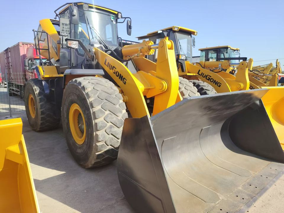 LiuGong LG 870H Hot Selling Good Condition Low Price China Used Loader Used Construction Equipment Second-hand - Колёсный погрузчик: фото 2 LiuGong LG 870H Hot Selling Good Condition Low Price China Used Loader Used Construction Equipment Second-hand - Колёсный погрузчик: фото 2