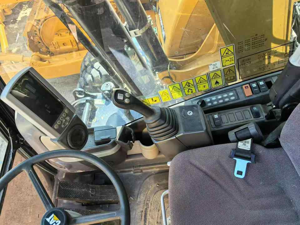 Used Caterpillar M315D2 Mini Wheel Excavator With Core Components for Diggers and Excavators - Колёсный экскаватор: фото 4 Used Caterpillar M315D2 Mini Wheel Excavator With Core Components for Diggers and Excavators - Колёсный экскаватор: фото 4
