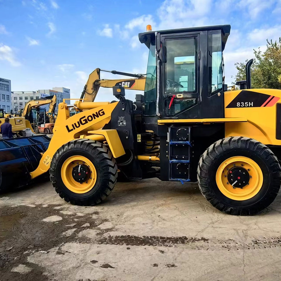 Used Liugong 835H Loader China Liugong 835H 856H 862H ZL50CN Wheel Loader in Excellent Condition - Колёсный погрузчик: фото 1 Used Liugong 835H Loader China Liugong 835H 856H 862H ZL50CN Wheel Loader in Excellent Condition - Колёсный погрузчик: фото 1